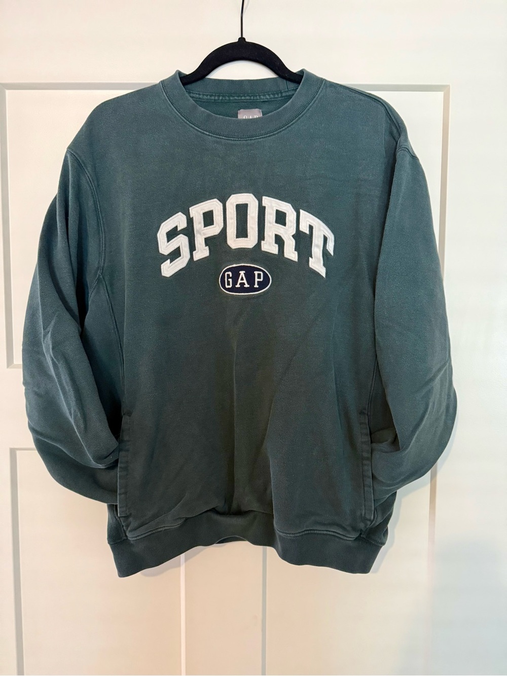 GAP Sport Crewneck Sweatshirt in Green